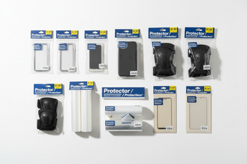 Protector / Protecteur Collection