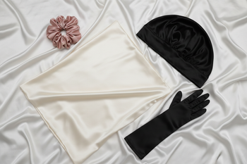 Satin / Satin