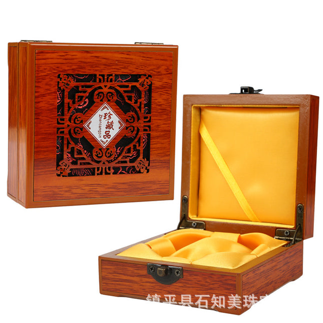 Wooden jade jewelry jade jewelry box hollow collection solid wood bracelet pendant piece packaging box wholesale