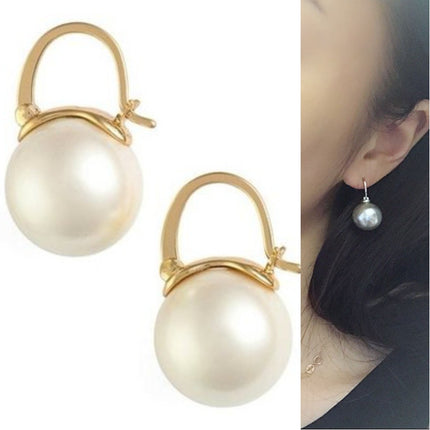 Qingdao Wholesale European and American Fashion Sense Earrings French Baroque Earrings Women Internet Celebrity Elegant Big Pearl Earrings presale