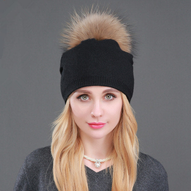 Foreign trade cross-border autumn and winter women's knitted wool cap fur raccoon ball warm wool cap fashion ladies pullover cap