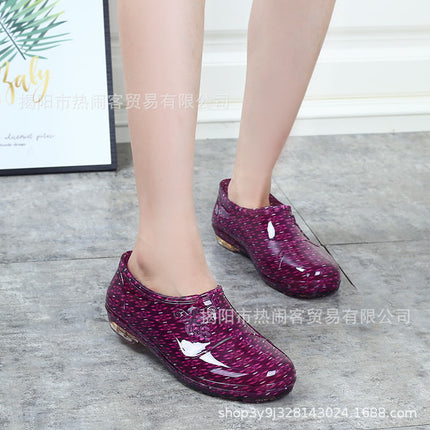 Shallow mouth spring and autumn women's water shoes fashion women's rain shoes non-slip short tube overshoes rubber shoes women's low-top overshoes non-slip kitchen shoes