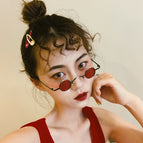 Black frame red film