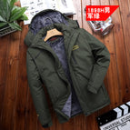 Male-Army Green / M