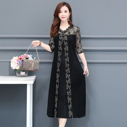 Spring Outfit for Plus-Size Women: Over-The-Knee Dress That Hides the Belly and Looks Slimming, Lace Long Dress with a Trendy Patchwork Design