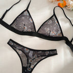 Black / M