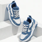 Blue and White / €28