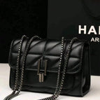 Black / One Size Fits All