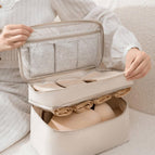 Beige / Beige
