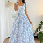 Blue and White / S