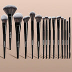 Black / 15 Makeup Brushes