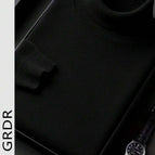 Black / M