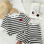 Black and White_1 / 12-18M