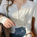 White / M