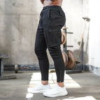 Black / M