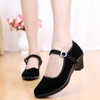 Black / 38