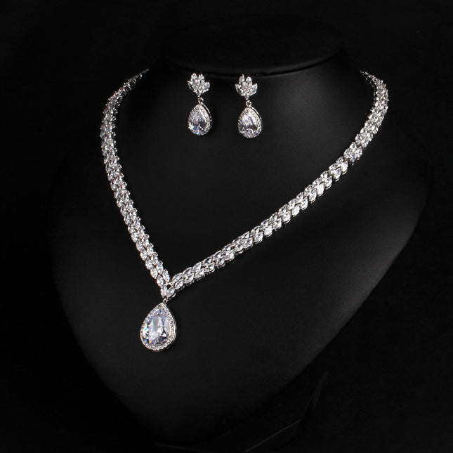 European and American dinner style necklace all copper clip zircon necklace earrings suit super flash can not drop drill