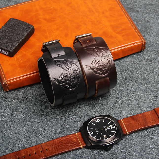 Europe and the United States real leather wolf head embossed cowhide bracelet punk rock wide cowhide bracelet Yiwu commodity cross-border wholesale