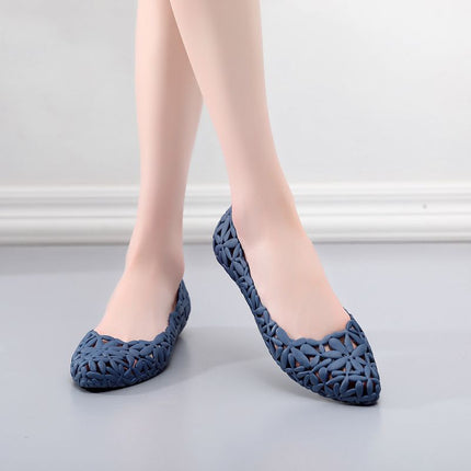 2025 Summer Hollow Pointed Jelly Shoes Floral Breathable Shallow Flat Sandals Beach Shoes Bird's Nest Clogs for Women
