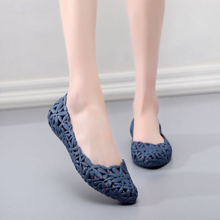 2025 Summer Hollow Pointed Jelly Shoes Floral Breathable Shallow Flat Sandals Beach Shoes Bird's Nest Clogs for Women