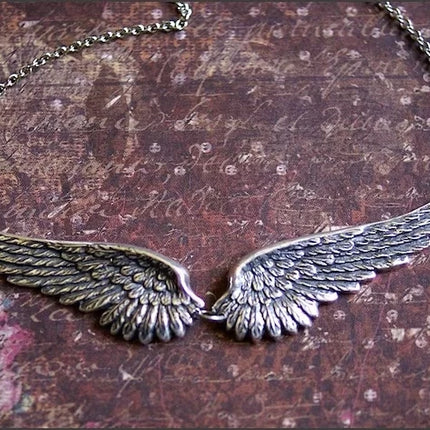 Vintage Angel Wings Feather Choker Big Pendant Aesthetic Link Chains Statement Necklace for Women Collar Bib Wedding Tribal Gift