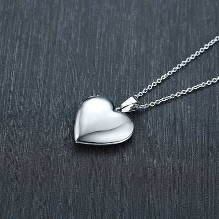 Delicate Floral Oval Heart Locket Pendant Necklaces for Women,Stainless Steel Photo Frame Promise Love Keepsake Gift