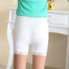 Short white lace / 100