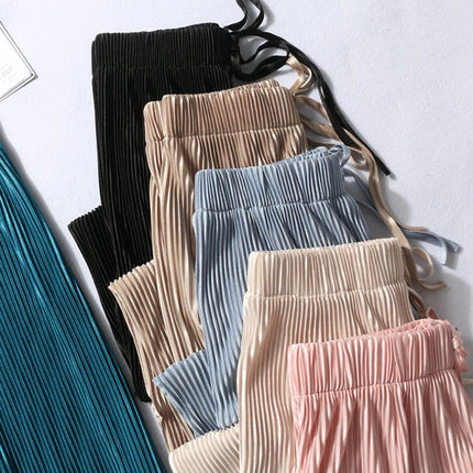 2025 Women's Pleated Loose Ice Silk Korean Casual Cropped Pants Wide Leg Trouse Home Classic Sports Wear Girls Clothes Black Top