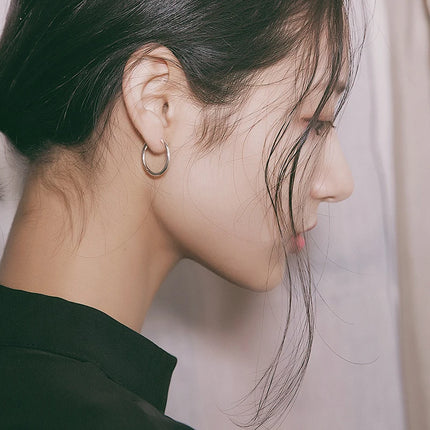 925 Sterling Silver Simple Ear Bone Hoop Earrings For Women Small Hoop Earrings Ear Bone Buckle Round Circle Earrings Hoops Gift