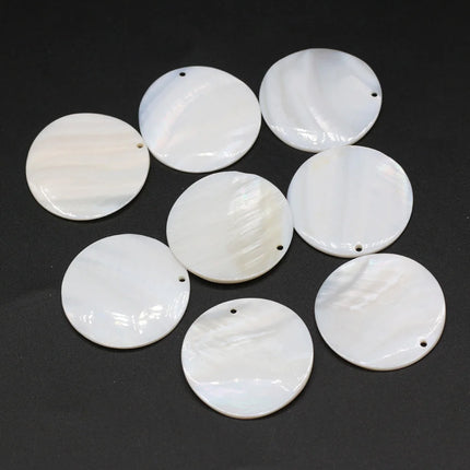 10PC Natural Mother of Pearl Shell Pendant Round Freshwater Shell Beads Charms for Women Jewelry Making DIY Necklace Earrings