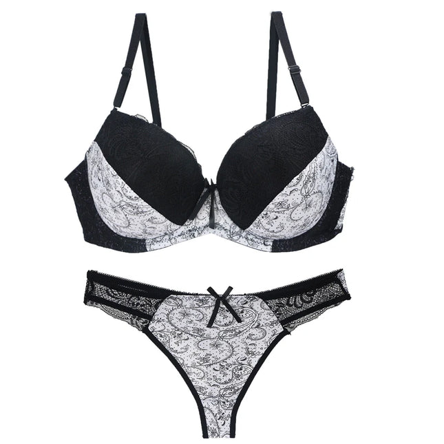 2022 New Sexy Bras Set 32/70 34/75 36/80 38/85 40/90 42/95 44/100 BCDE Cup Underwear Bralette Brassiere Plus Size Lingerie Thong