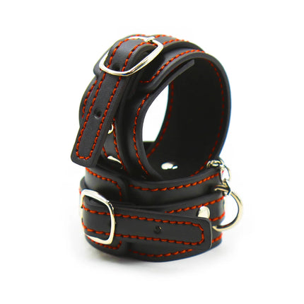 2020 New Erotic Adjustable Leather Handcuffs Bdsm With Metal Chain Bondage Handcuff Wrist Cuffs Strap For Slave Role Play Flirt