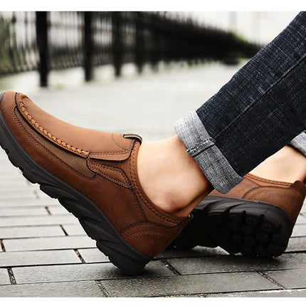 Men Casual Shoes Breathable Loafers Sneakers 2023 New Fashion Comfortable Flat Handmade Retro Leisure Loafers Shoes Men Shoes