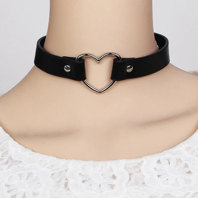 Punk Women Ladies Accessories Goth Japanese Harajuku Kawaii Lolita Jewelry PU Leather Collar Heart Necklace BDSM Body Harness