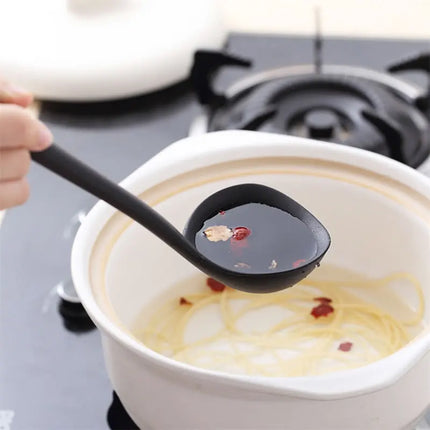 Non-Stick Silicone Ladle Soup Spoon Flexible Scoop Spoons Curved Handle Heat Resistant Round Scoop Cooking Utensils Kitchen Tool