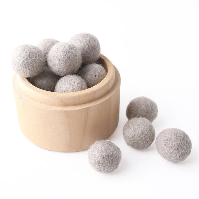 20pc 20mm Christmas Wool Felt Ball Wool Pom Poms Safe And Soothe Gumball Beads DIY Craft Round Wool Felt Balls Make Ring Rattle