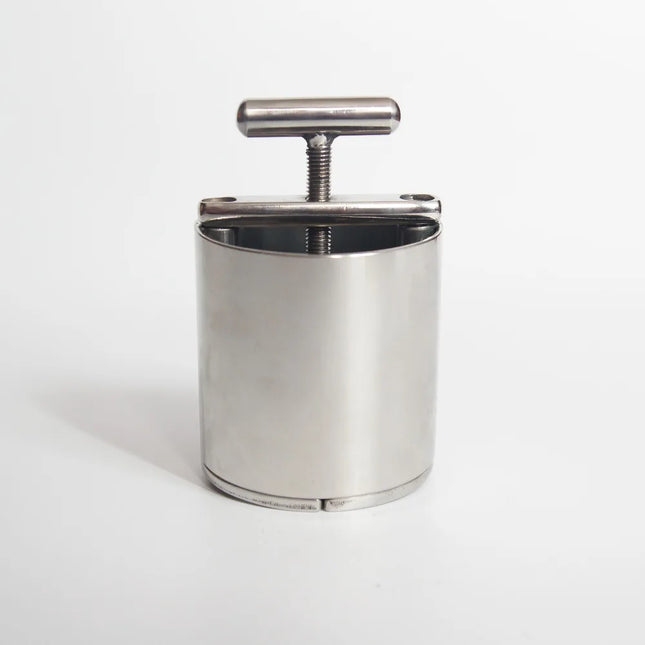 Stainless Steel Testicle Squeezer Device,Scrotum Pendant,Ball Stretchers,extruding Testicle Chastity Lock,Cock Ring,Sex Toy,S081