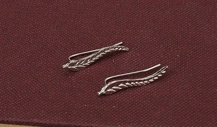 2025 Vintage Jewelry Exquisite Golden Leaf Earrings Modern Beautiful Feather Ear Stud Earrings For Women Brincos Bijoux