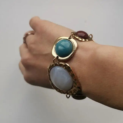 2025 New Indian Ethnic Vintage Bracelet Women Fashion Boho Statement Charm Metal Hollow Links Resin Stone Bracelets Jewelry