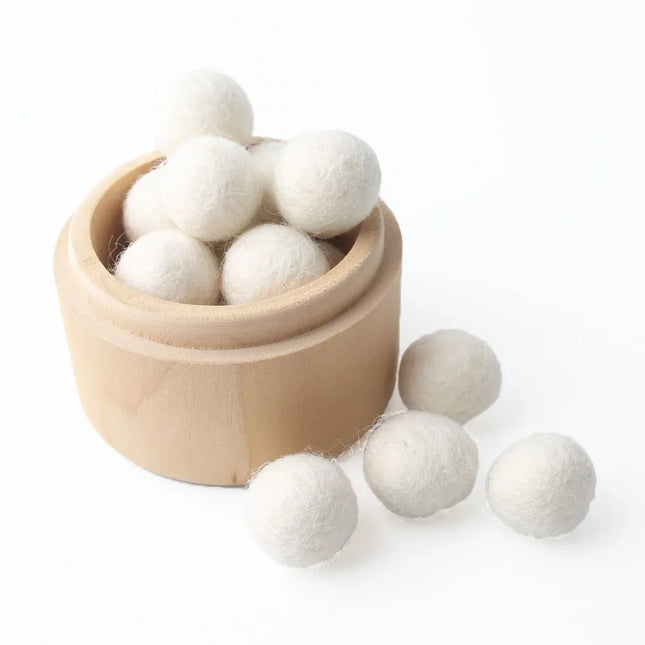 20pc 20mm Christmas Wool Felt Ball Wool Pom Poms Safe And Soothe Gumball Beads DIY Craft Round Wool Felt Balls Make Ring Rattle