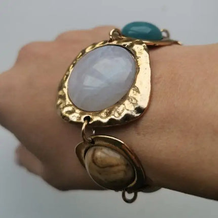 2025 New Indian Ethnic Vintage Bracelet Women Fashion Boho Statement Charm Metal Hollow Links Resin Stone Bracelets Jewelry