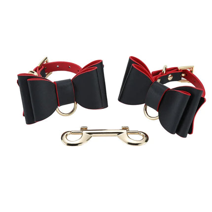 New High-ranking Player Sex Toys for Couples Exotic Accessories BDSM Sex Bondage Set Erotic Bowknot Handcuffs Whip Rope Game