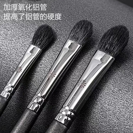 1pc Goat hair Basic Eyeshadow Makeup Brushes small Eye Blending shadow base Big Nose Make up brush animal hair 205a 206a 207a