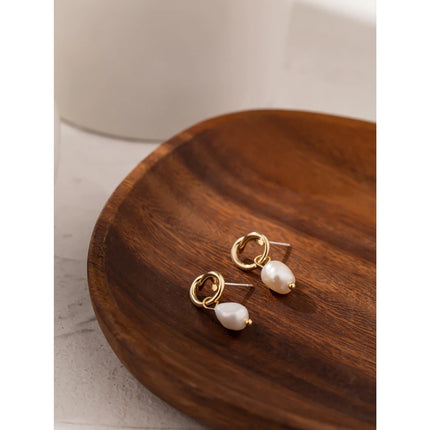 Yhpup Minimalist Natural Pearls Dangle Earrings Fashion Korean Simple Elegant Metal Texture Stylish Jewelry