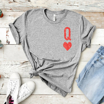 2023 Queen of Hearts T-shirt Girls Cute Queen Tee Tumblr Poker Cards Q Graphic Tees Alice in Wonderland Shirt