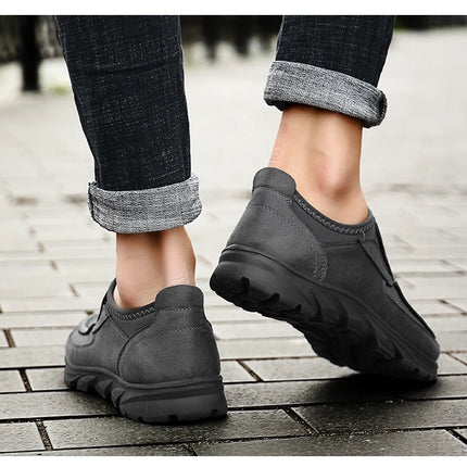 Men Casual Shoes Breathable Loafers Sneakers 2023 New Fashion Comfortable Flat Handmade Retro Leisure Loafers Shoes Men Shoes