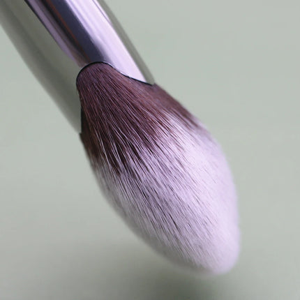 Sywinas Fan Brush Highlighter Soft Face Beauty Painting Powder Foundation Blush bronzer Blending Makeup Brushes