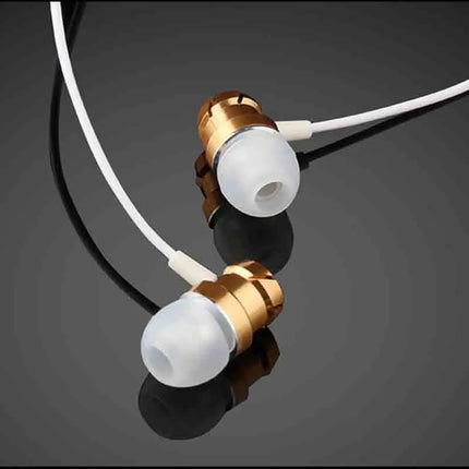 Metal Wired Super Bass Earbud 3.5mm Built-in Microphone Hand Free Noise Reduction Gaming Universal Headset Sport Earphone