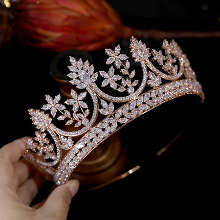 ASNORA Shiny High-Quality Hair Jewelry CZ Crowns, Bride Tiara Princess Birthday Wedding Accessories， Rose Gold Headdress