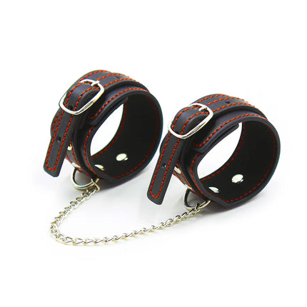 2020 New Erotic Adjustable Leather Handcuffs Bdsm With Metal Chain Bondage Handcuff Wrist Cuffs Strap For Slave Role Play Flirt